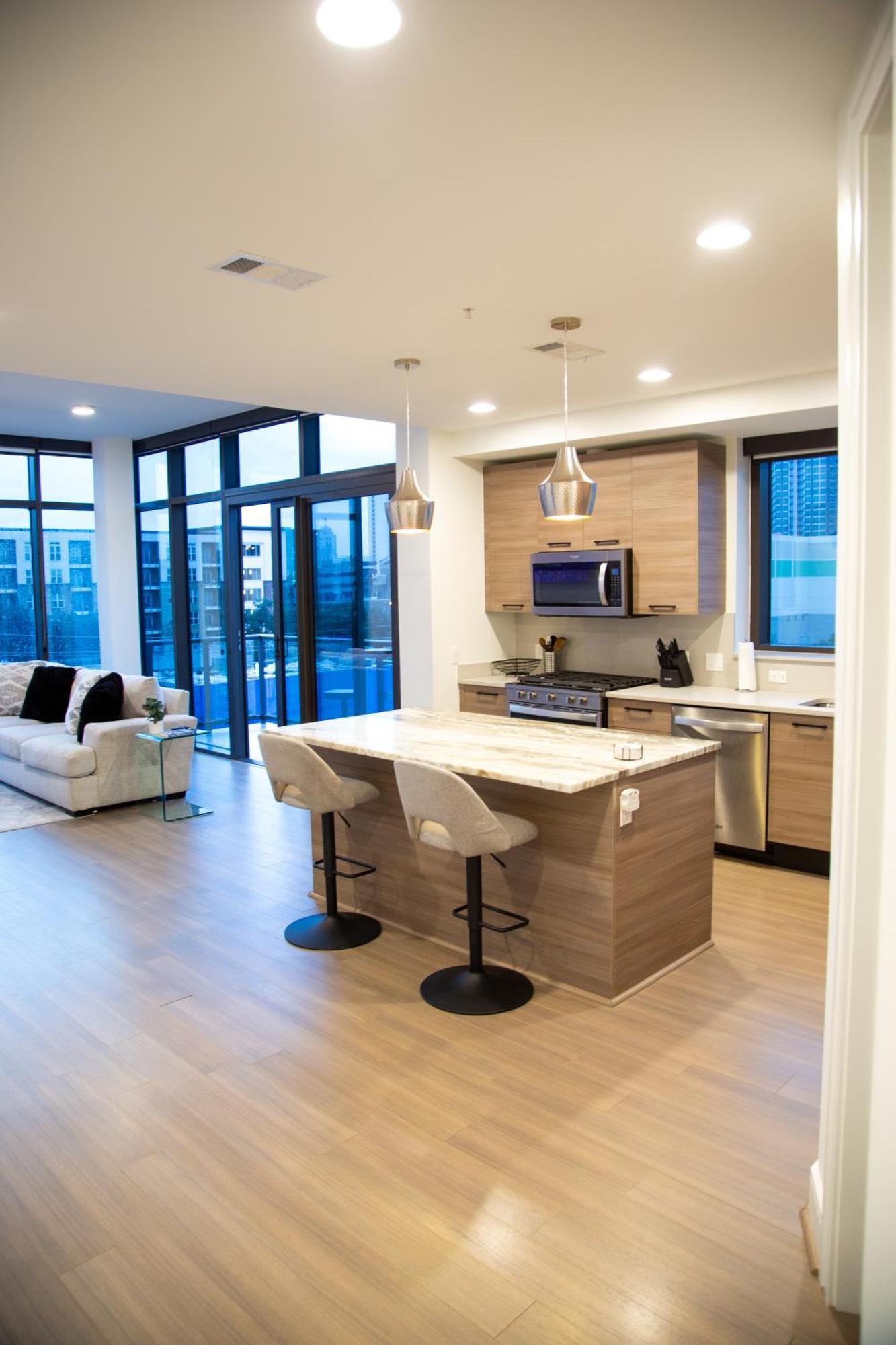 Cozy Home Toyota Center Houston Exterior foto